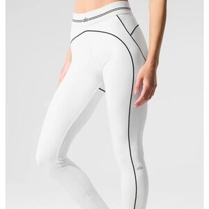 ALO Heart throb Leggings